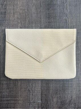 💞 New Cream Envelope Clutch Cosmetic Bag Ipsy Makeup Pouch